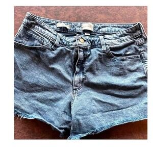 Universal Thread Womens High Rise Denim Cut Off ShortsHem Size 14/32